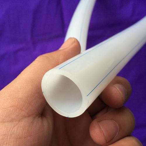 家用白色水管是20还是25的