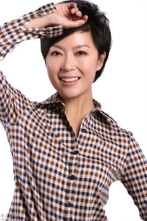 庞晓戈是范军的妻子吗