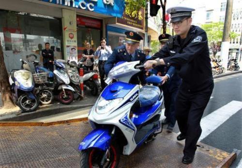 怎么查自己名下电动车