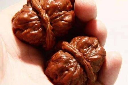 普通核桃怎么盘