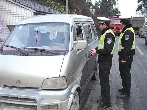 面包车带气囊的有什么车