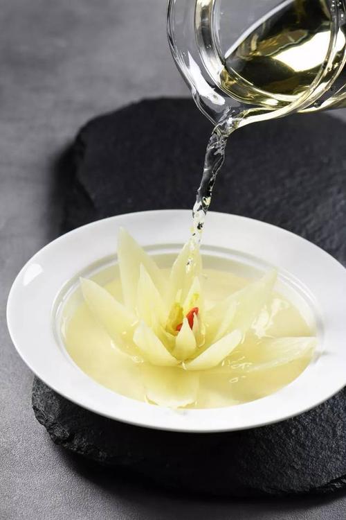 小白菜用开水烫了还用冷水吗