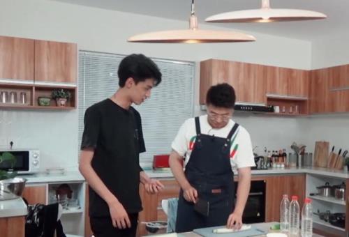 秦霄贤倒立是什么综艺