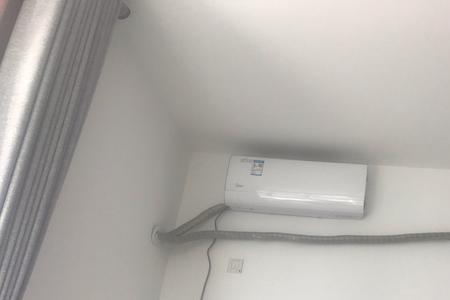 卧室空调哪根管道需要散热
