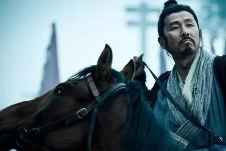比肩成局什么意思