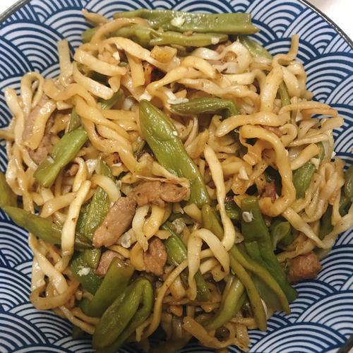 扁豆杂蔬焖面怎么做