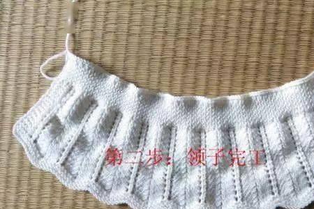从下往上织的斜肩袖的领子编织