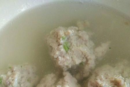 水汆羊肉丸子不抱团怎么回事