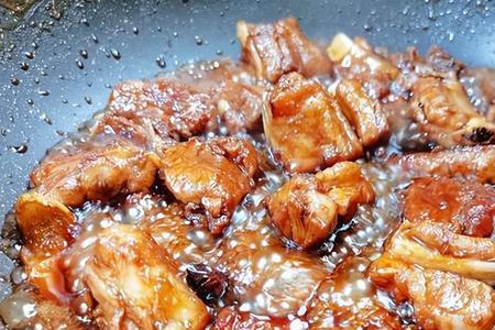 硬菜上桌是什么意思