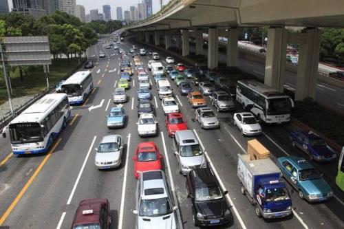 上海外滩外地车可以开吗