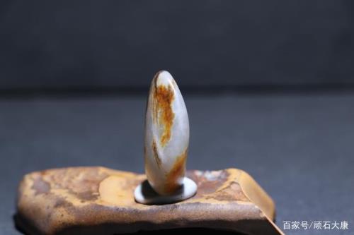 和田玉白皮料盘玩后的效果