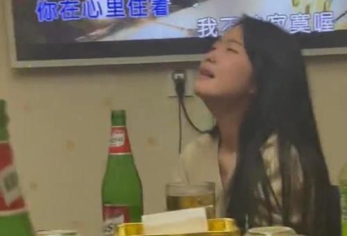 喝醉了朋友一直录视频怎么办
