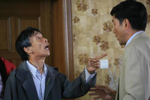 田教授亲戚小六子结局