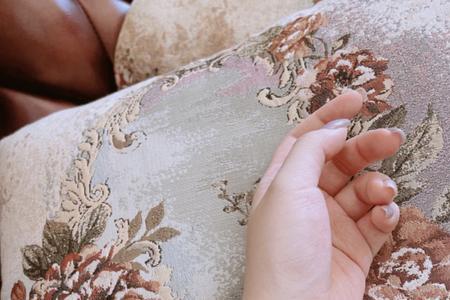 周大生古法手镯有品牌标记吗