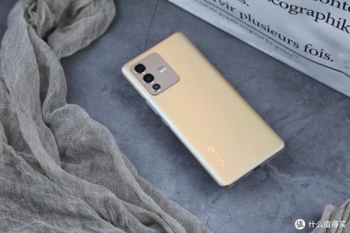 vivos12pro哪个颜色适合男生