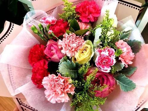 感恩节花语四字
