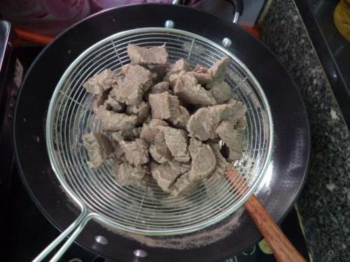 原汤牛肉吊水要多长时间