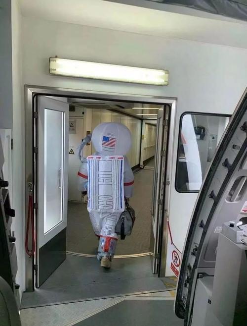 坐飞机怎样防护