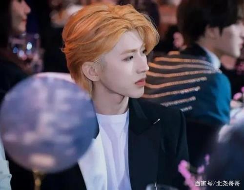 什么样的男生适合染金发