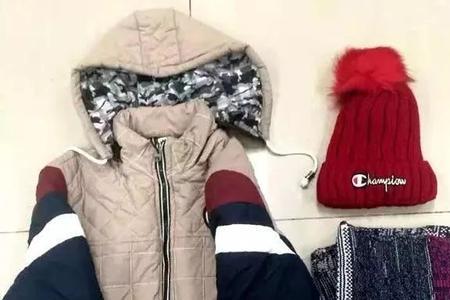 儿童小男孩的旧衣服女孩能穿吗