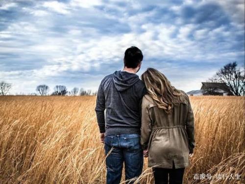 20年夫妻感情越来越淡了怎么办