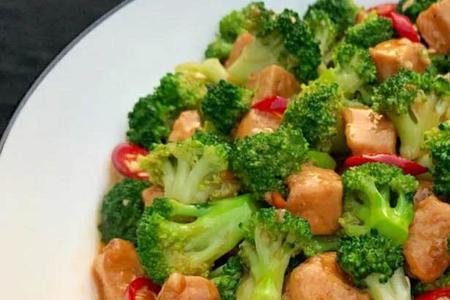 肉炒西兰花怎么做