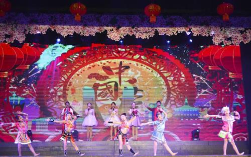 家庭联欢会，什么节目适合一些