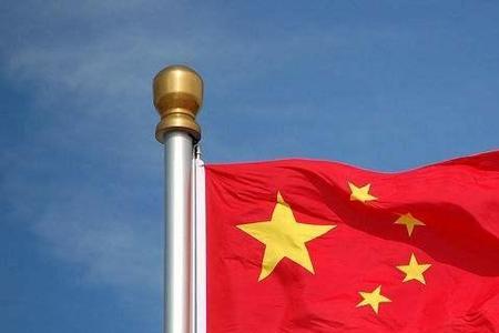 尊严和庄严的区别