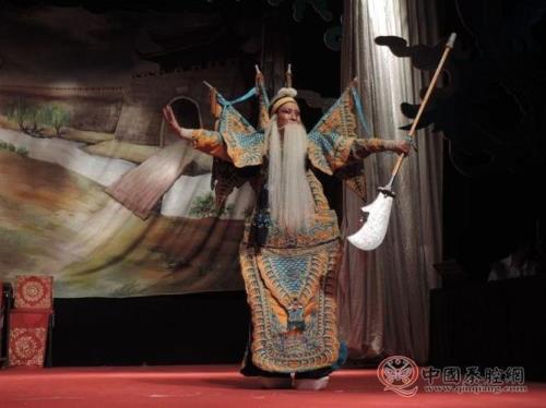 秦腔金沙滩困山主要内容