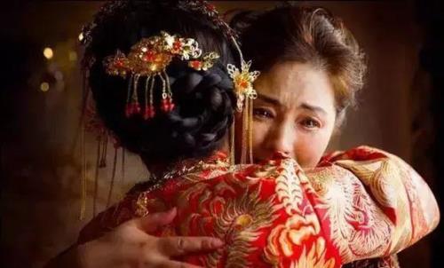 出嫁的女儿初一不在娘家为啥呢