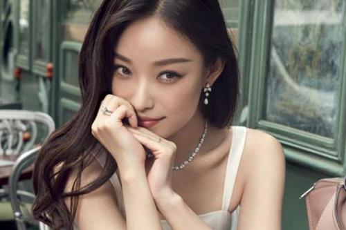 表现欲特别强的女人特征
