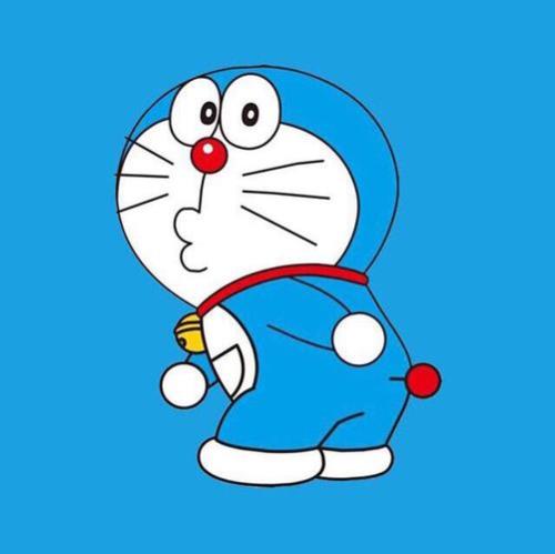 哆啦a梦的脖子为什么是蓝色的