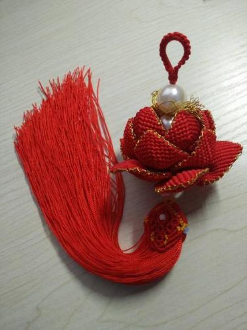 玉线编织小莲花教程