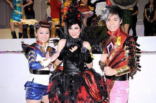 魔女节目里表演了什么