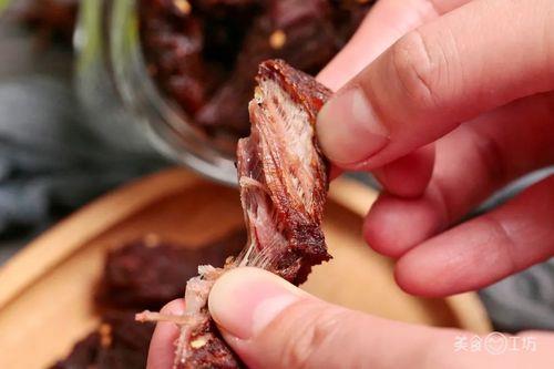 牛肉干放了一年了能吃吗
