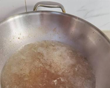 锅里有面汤什么意思