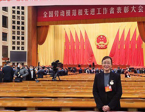 全国劳模能评两次吗