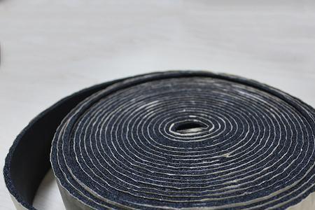 橡塑胶能粘铁吗