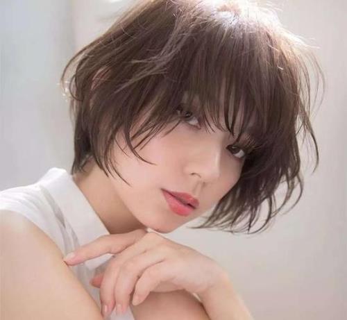 短发发量为什么感觉很少