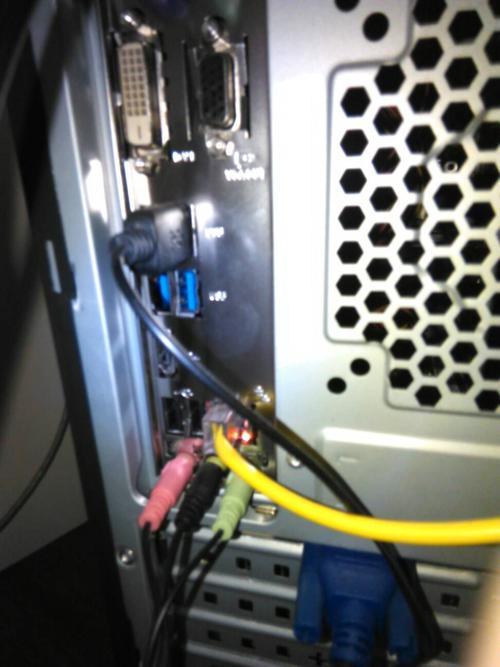 换了主机耳机声音变小了
