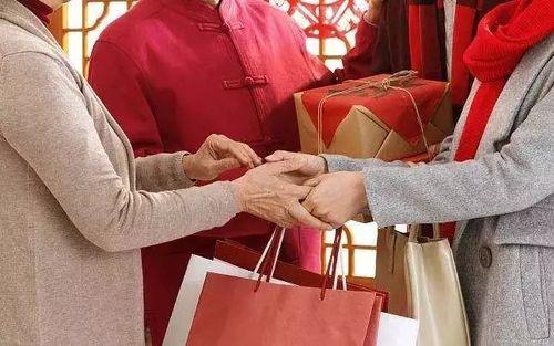 去朋友家吃饭没带礼物怎么补救