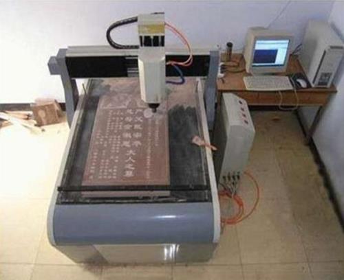 雕刻机雕出来有震纹