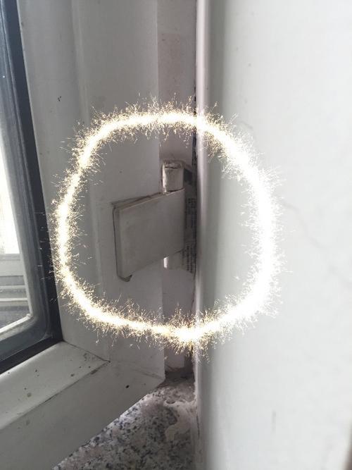 塑钢窗户裸接跟焊接有什么不同