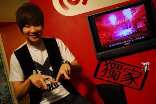 林俊杰麦克风什么来历