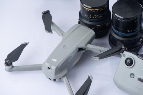 大疆御air2手柄充电充多久
