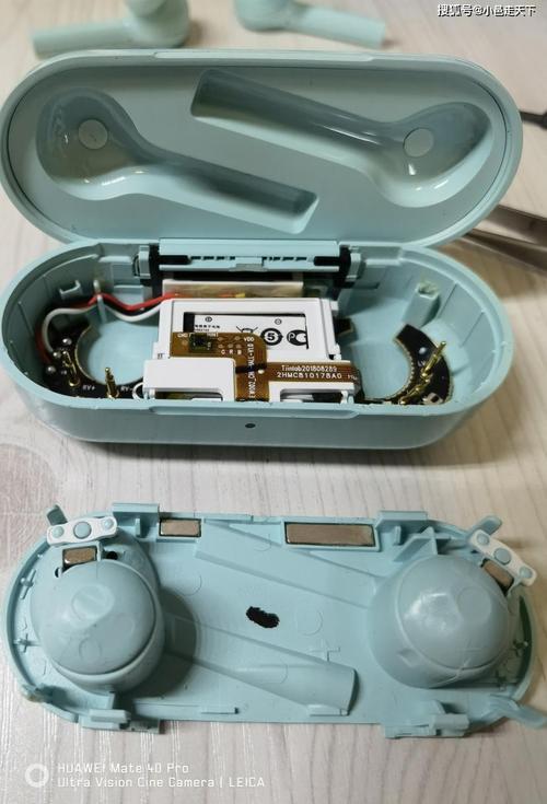 蓝牙耳机掉水里没声音是坏了吗