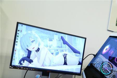 1万多的电脑玩游戏够了吧