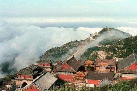 六月十五去泰山看泰山奶奶行吗