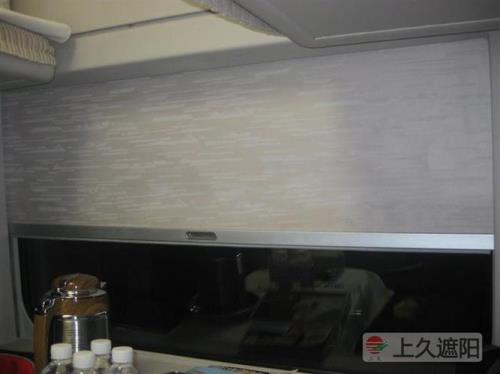 高铁的窗帘为啥是一体的