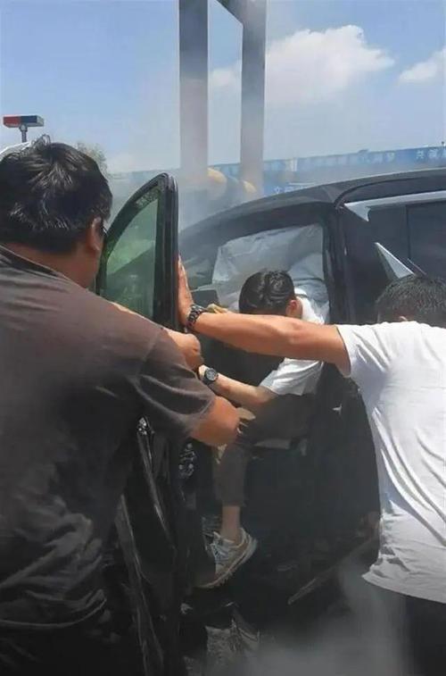朋友开大车撞死人了怎么安慰他